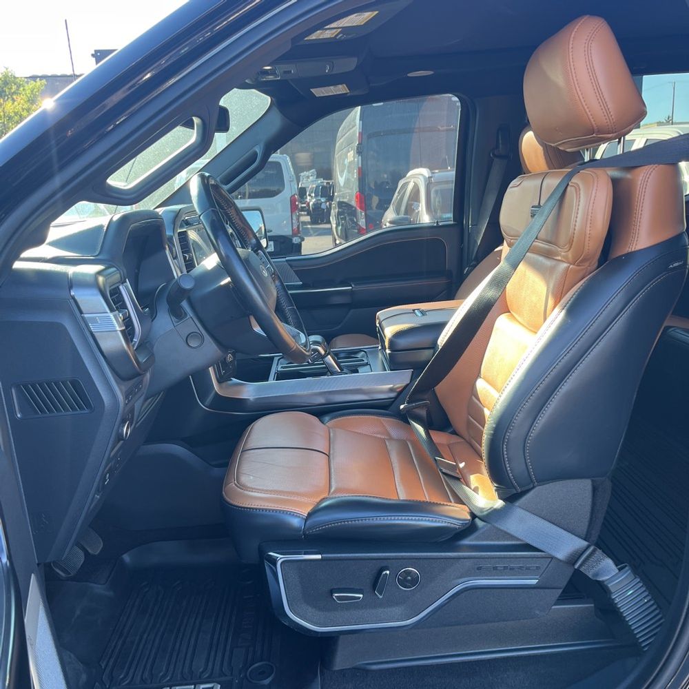 2022 Ford F-150 Platinum