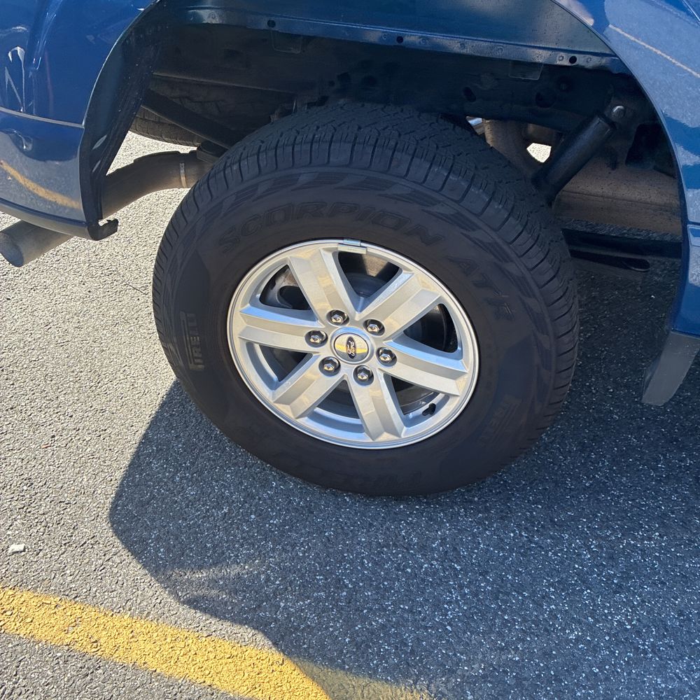 2023 Ford F150 XLT
