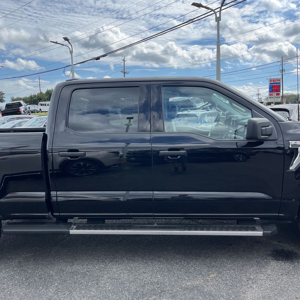 2023 Ford F150 XLT