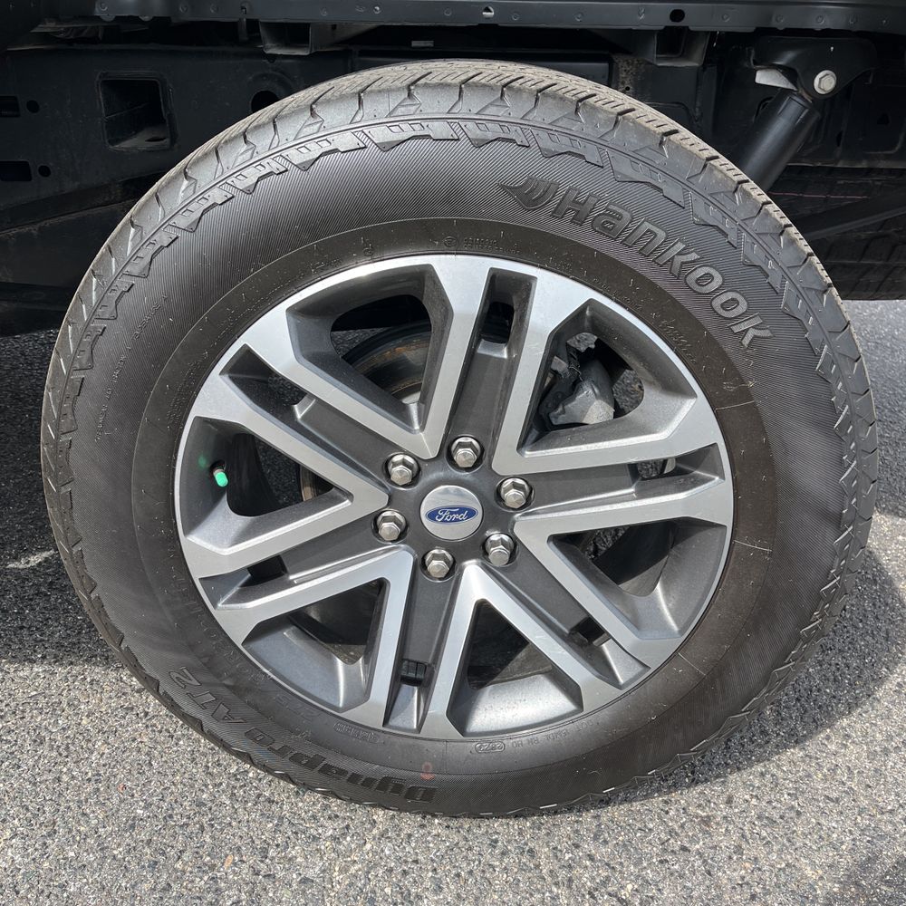 2023 Ford F150 XLT