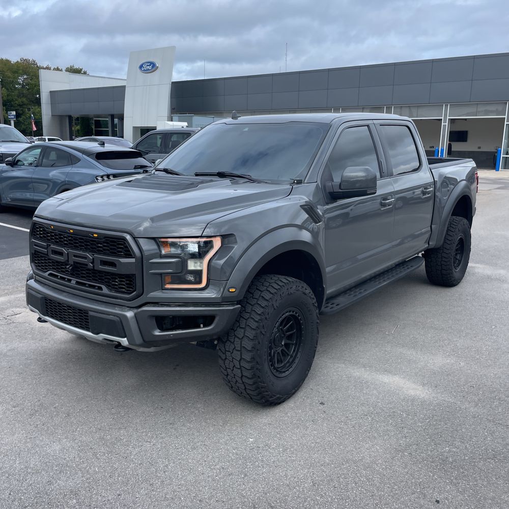 2020 Ford F-150 Raptor