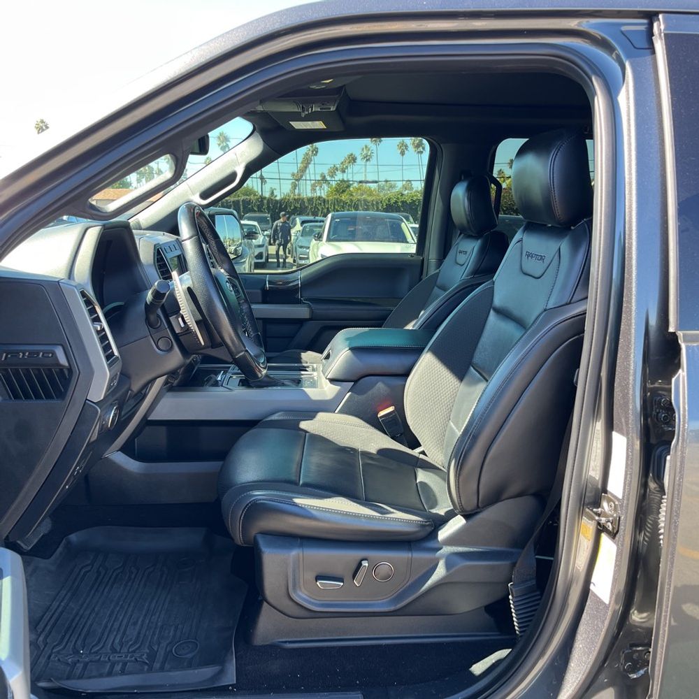 2020 Ford F-150 Raptor