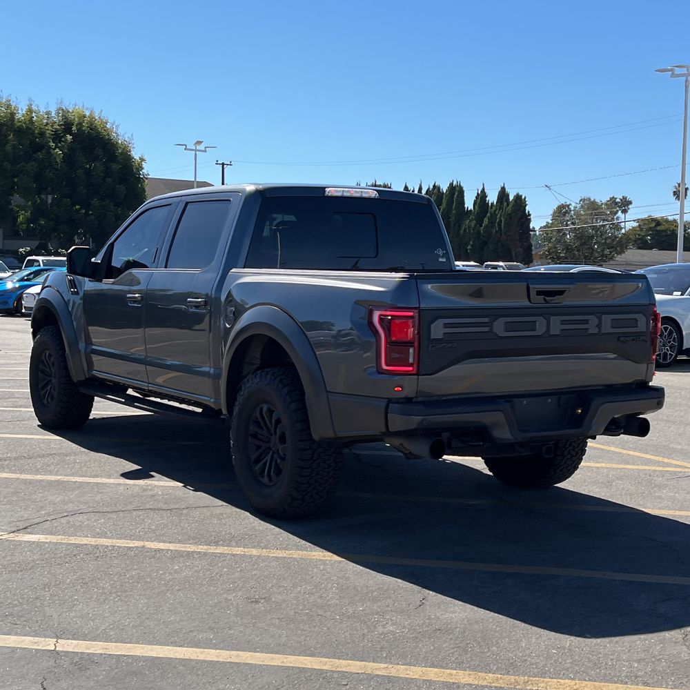 2020 Ford F-150 Raptor