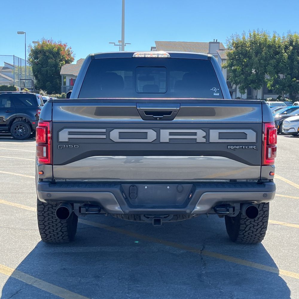 2020 Ford F-150 Raptor
