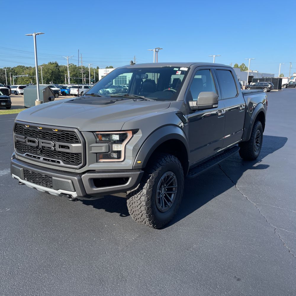 2020 Ford F-150 Raptor