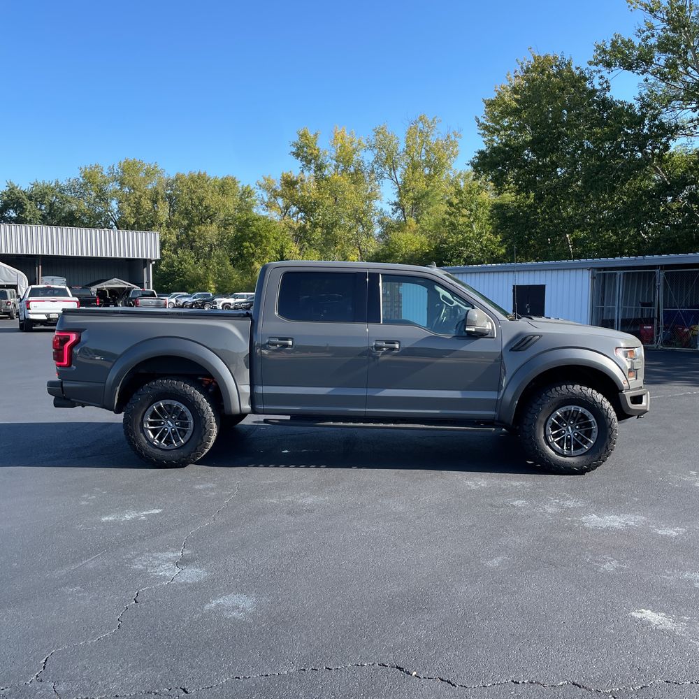 2020 Ford F-150 Raptor