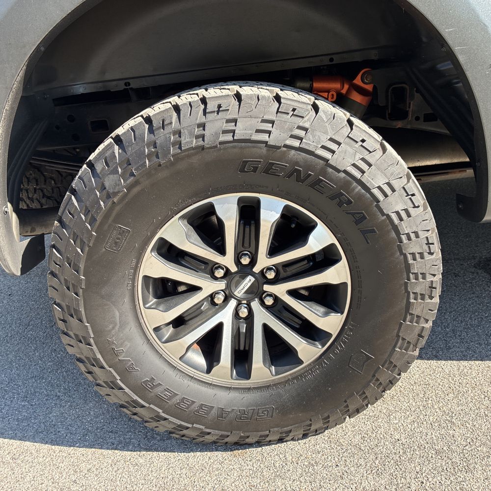 2020 Ford F-150 Raptor