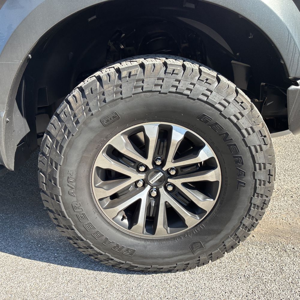 2020 Ford F-150 Raptor
