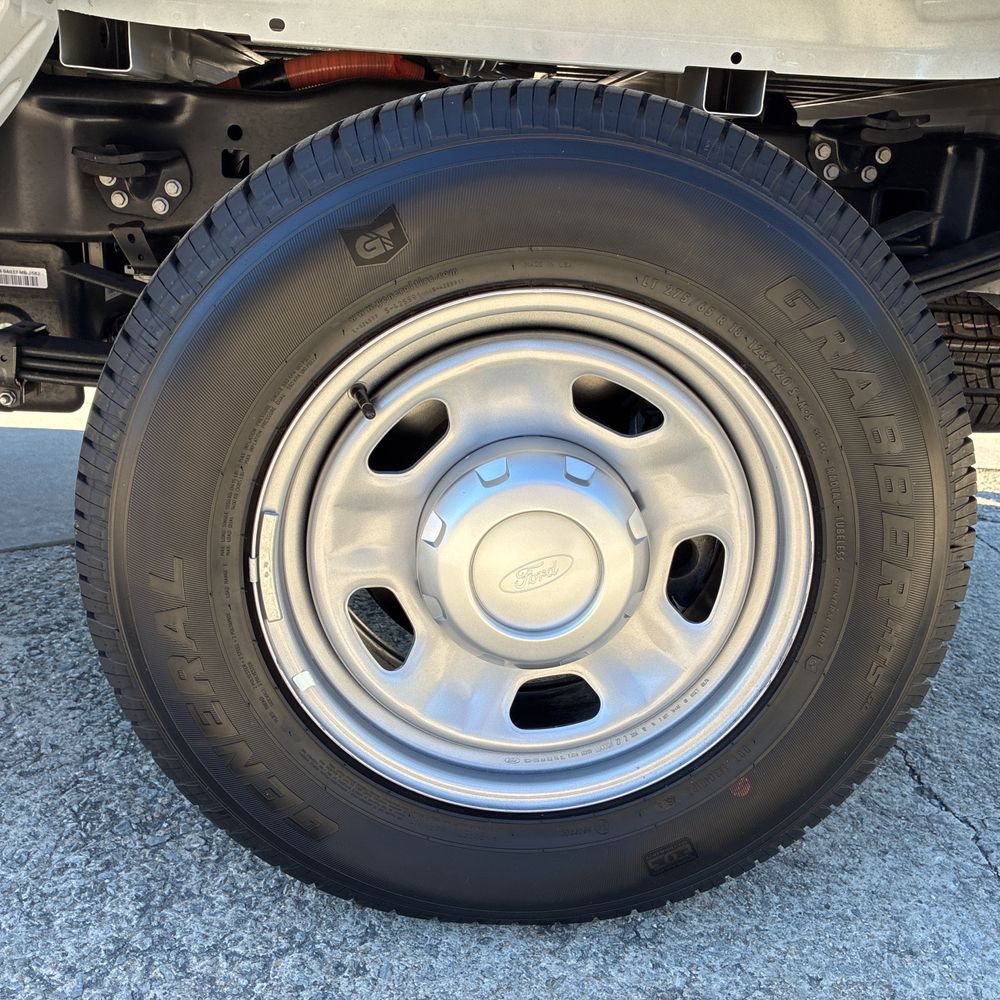 2025 Ford F-350 Super Duty XL