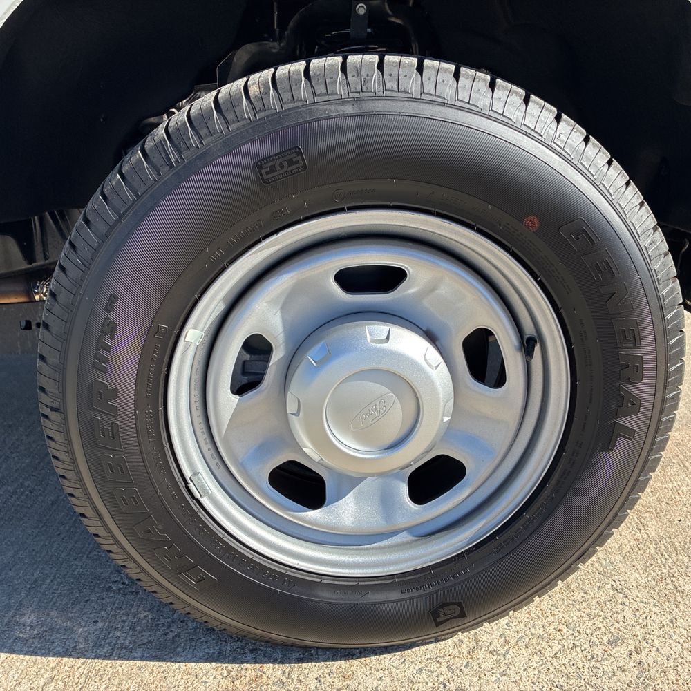 2025 Ford F-350 Super Duty XL