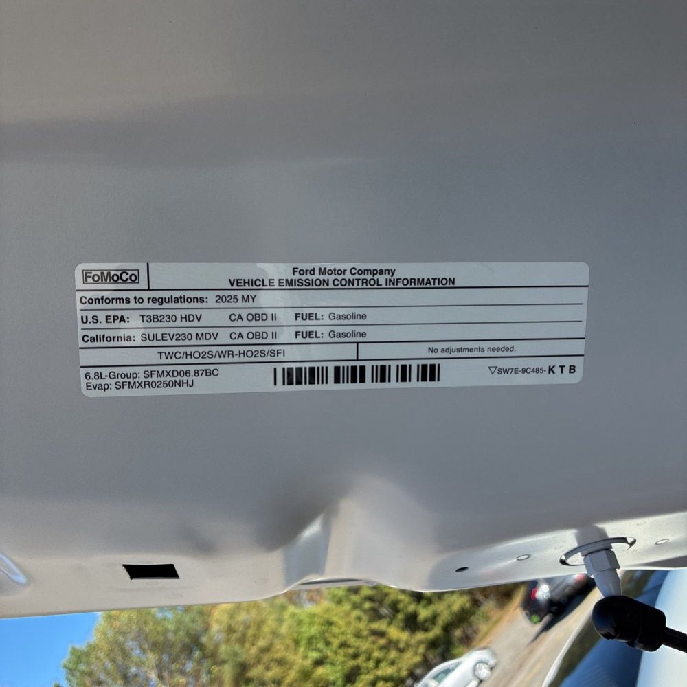 2025 Ford F-350 Super Duty XL