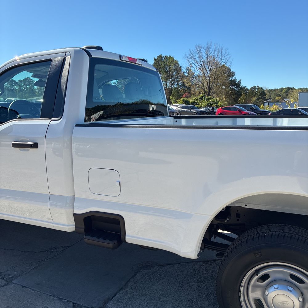 2025 Ford F-350 Super Duty XL