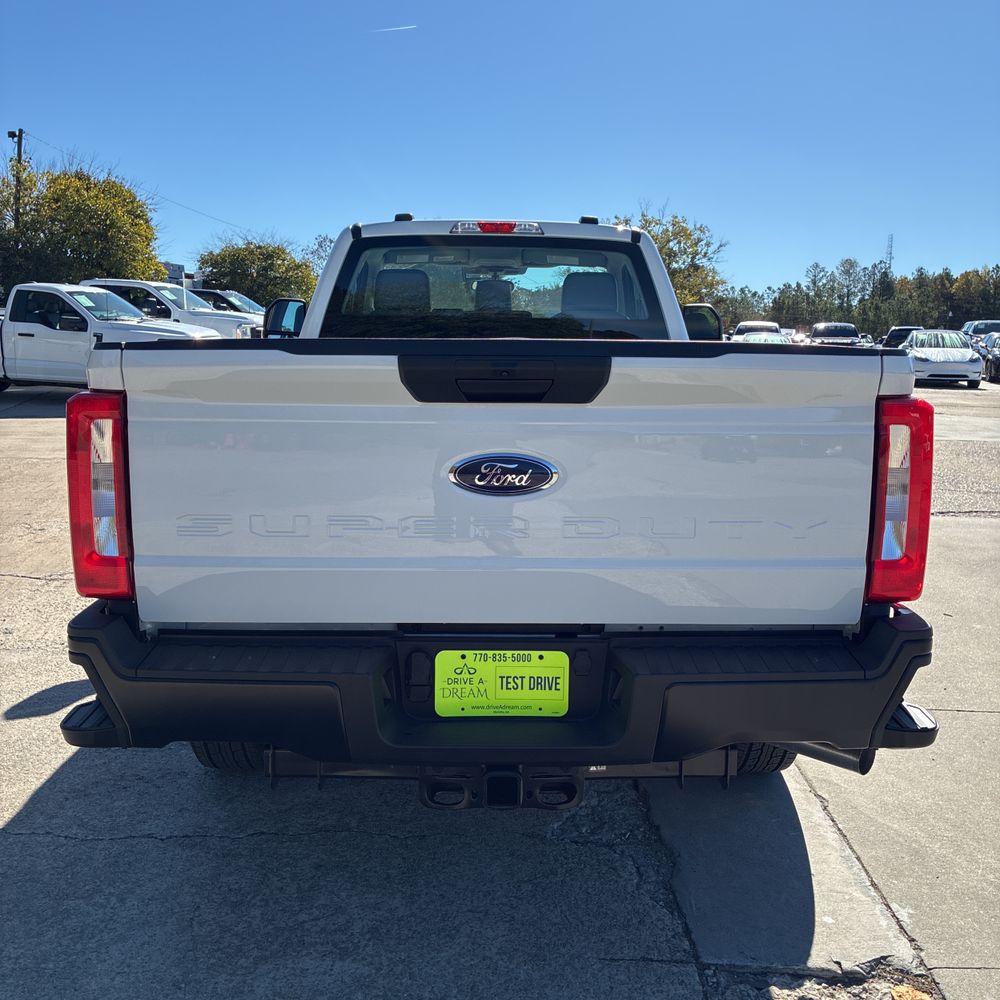 2025 Ford F-350 Super Duty XL