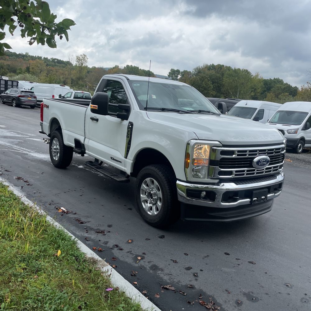 2024 Ford F-350 Super Duty XLT