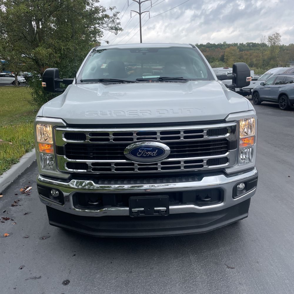 2024 Ford F-350 Super Duty XLT