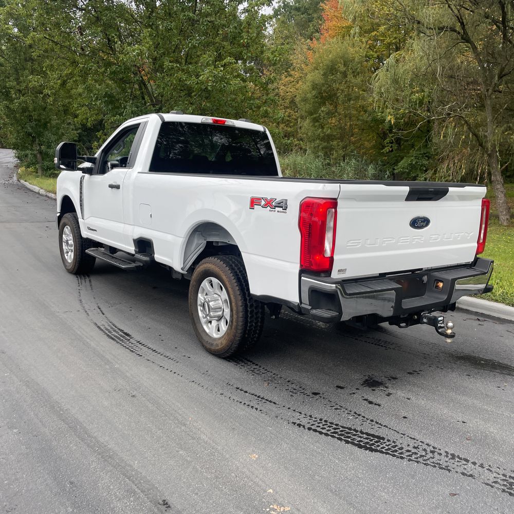 2024 Ford F-350 Super Duty XLT