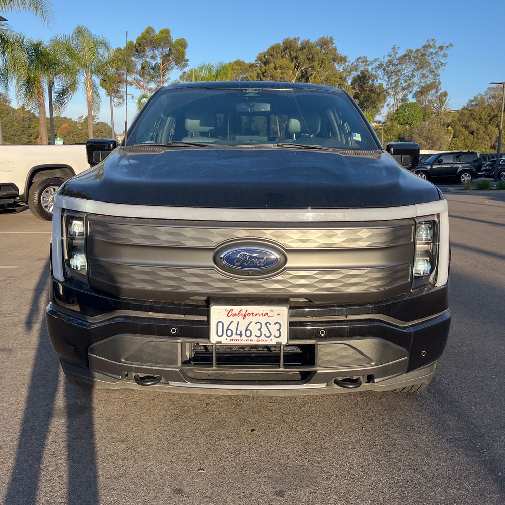 2022 Ford F-150 Lightning Lariat