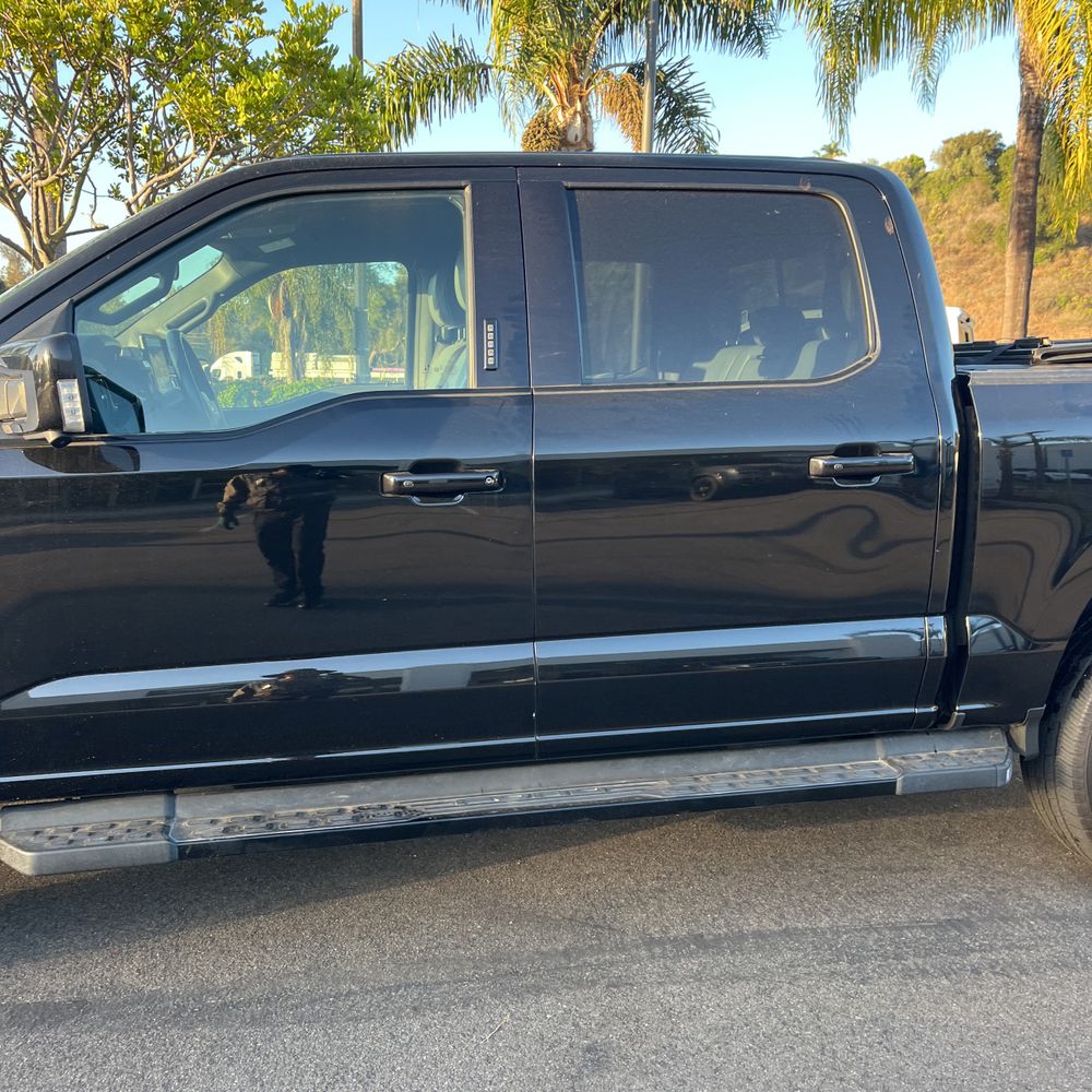 2022 Ford F-150 Lightning Lariat