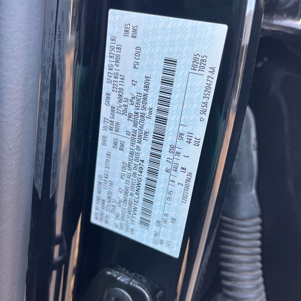 2022 Ford F-150 Lightning Lariat