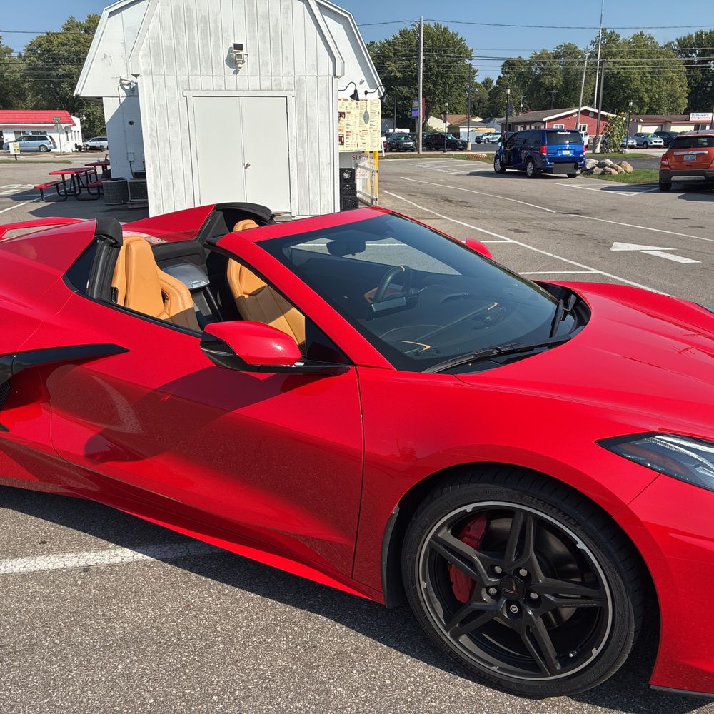 2023 Chevrolet Corvette Stingray 2LT