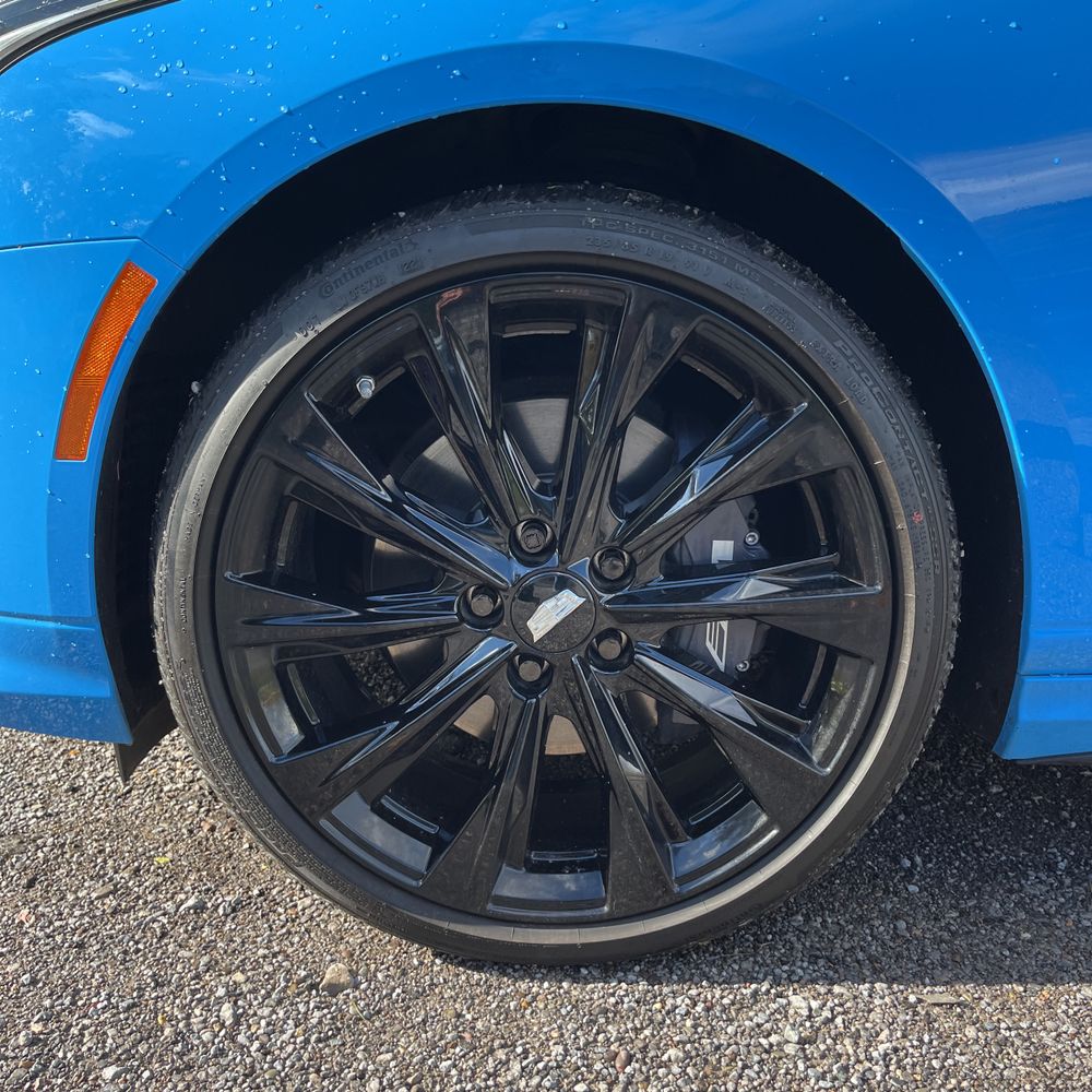 2022 Cadillac CT4 V-Series 2.7T