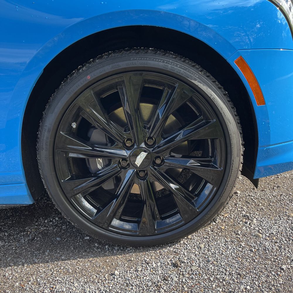 2022 Cadillac CT4 V-Series 2.7T