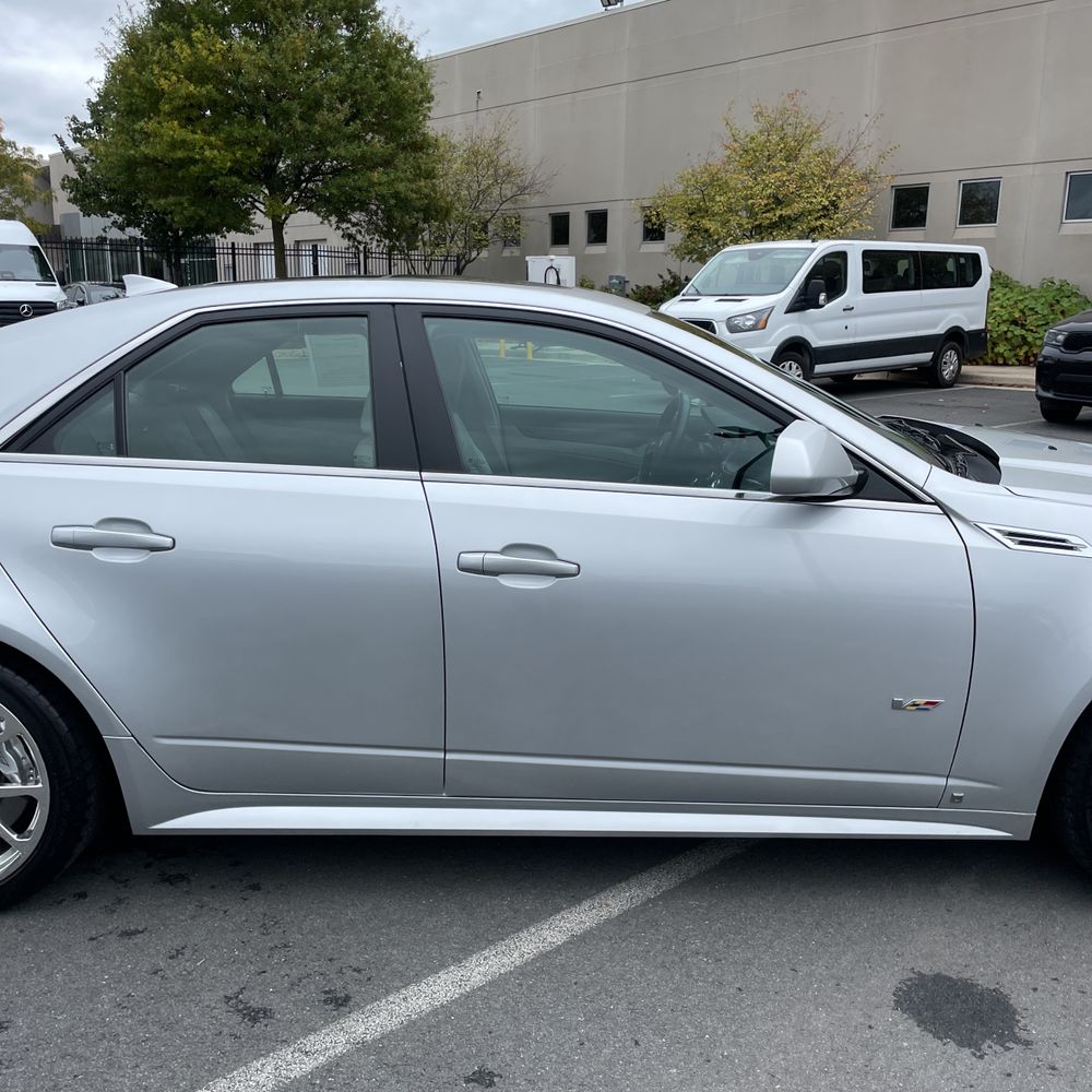 2009 Cadillac CTS-V Base