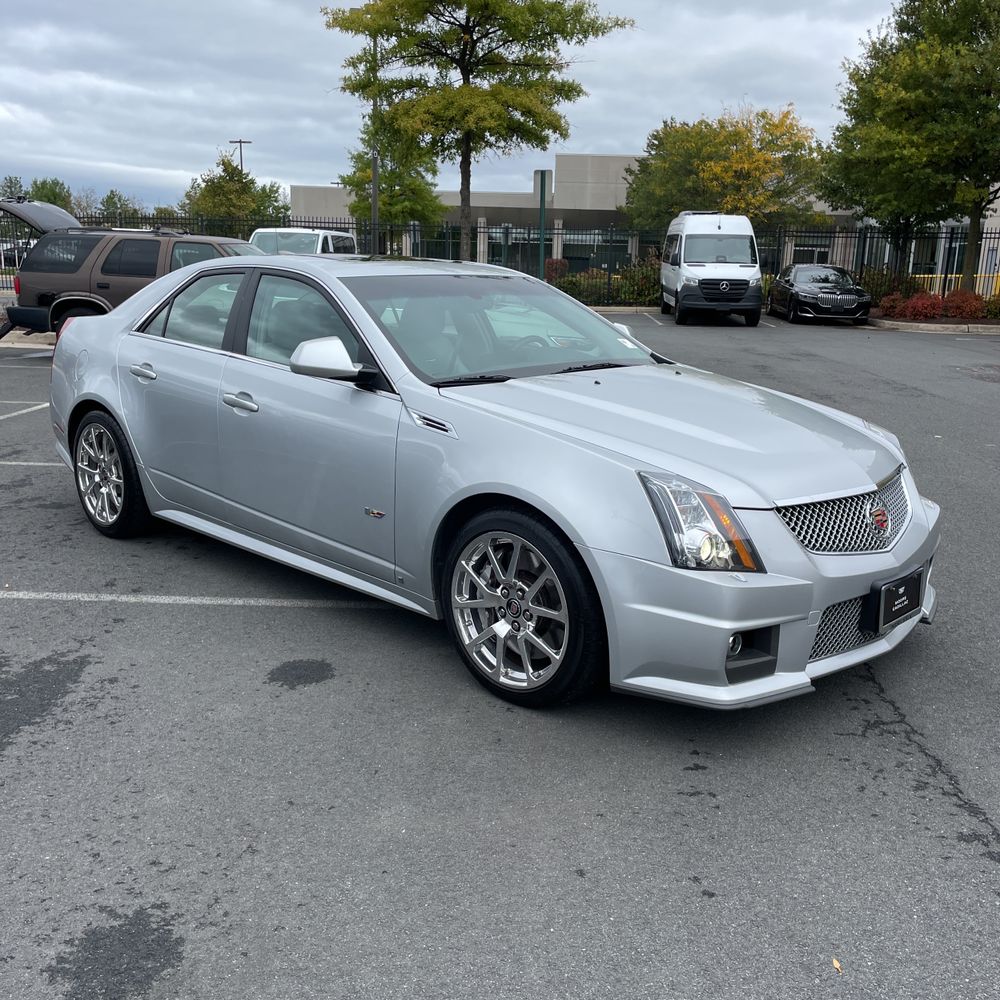 2009 Cadillac CTS-V Base
