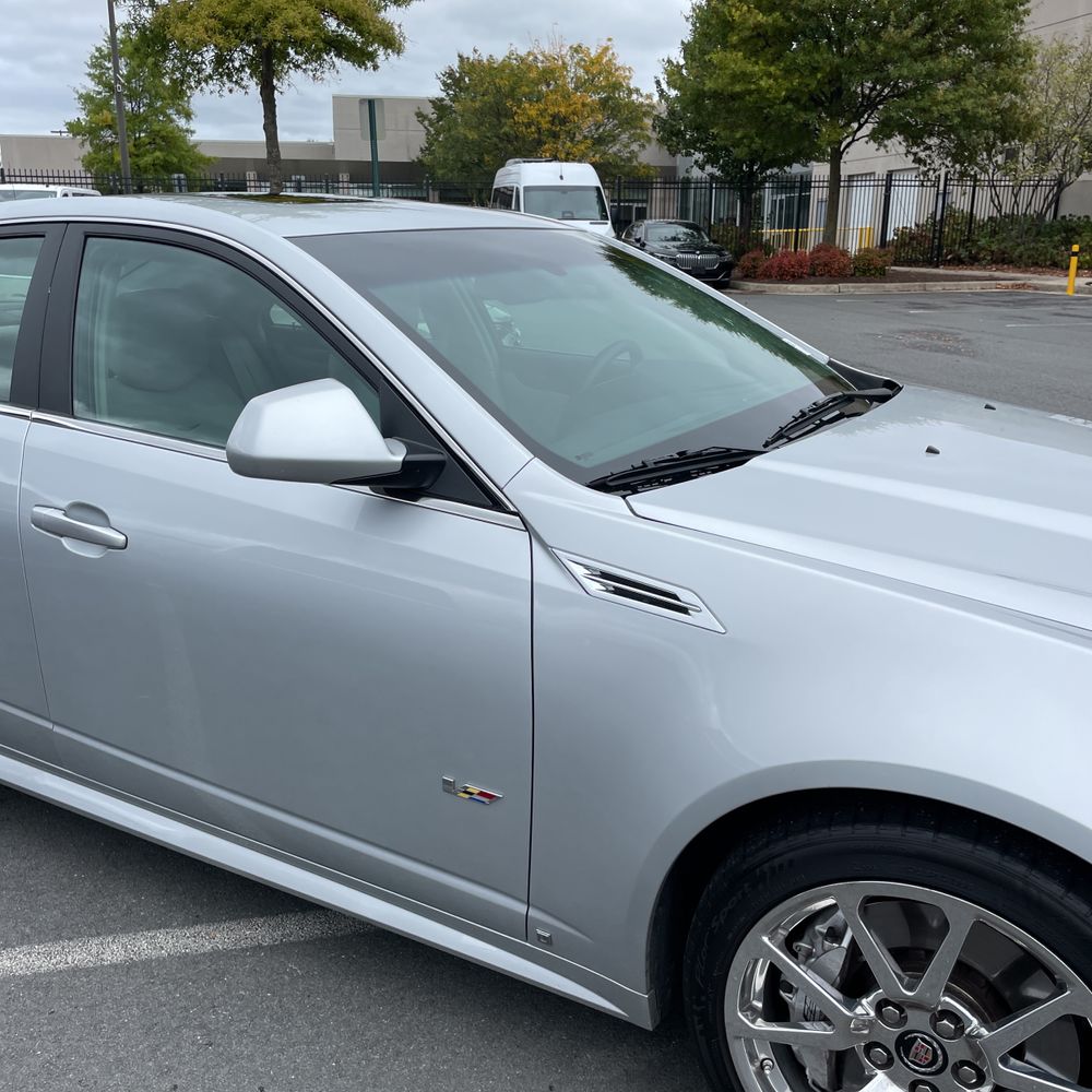 2009 Cadillac CTS-V Base
