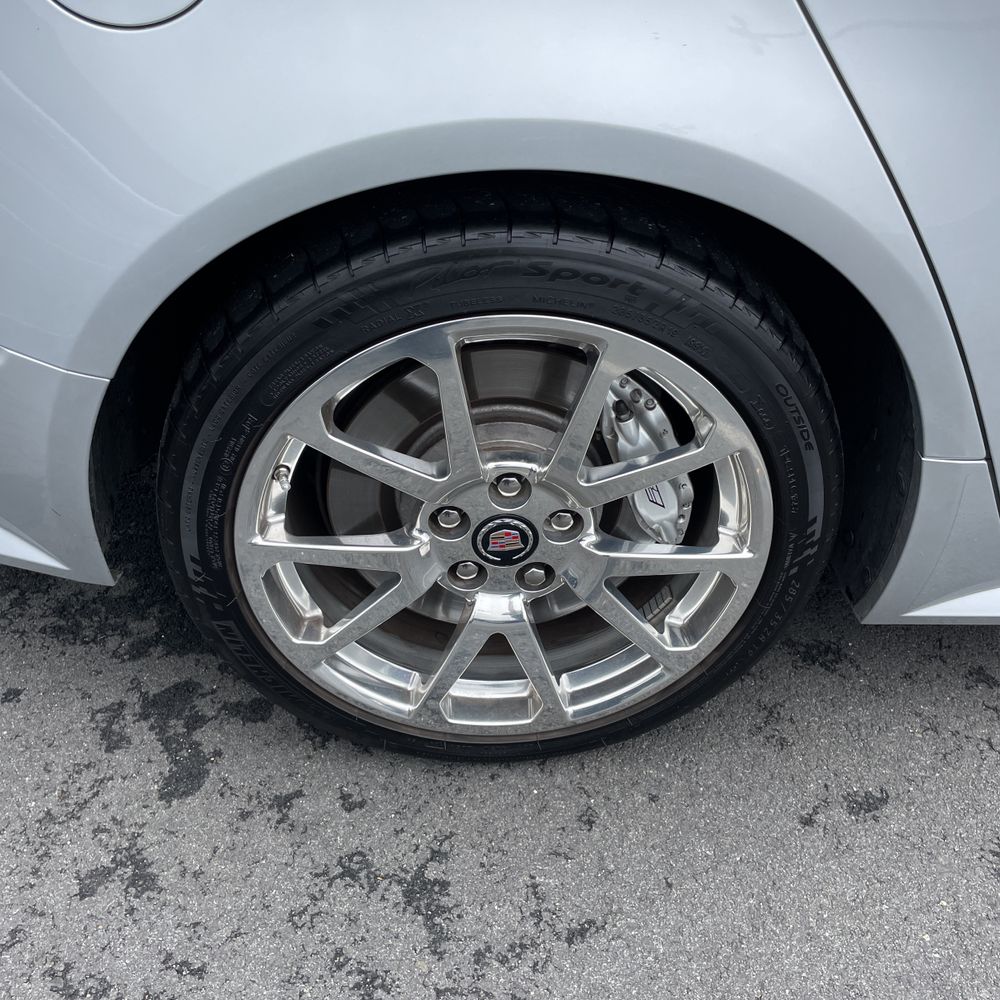 2009 Cadillac CTS-V Base