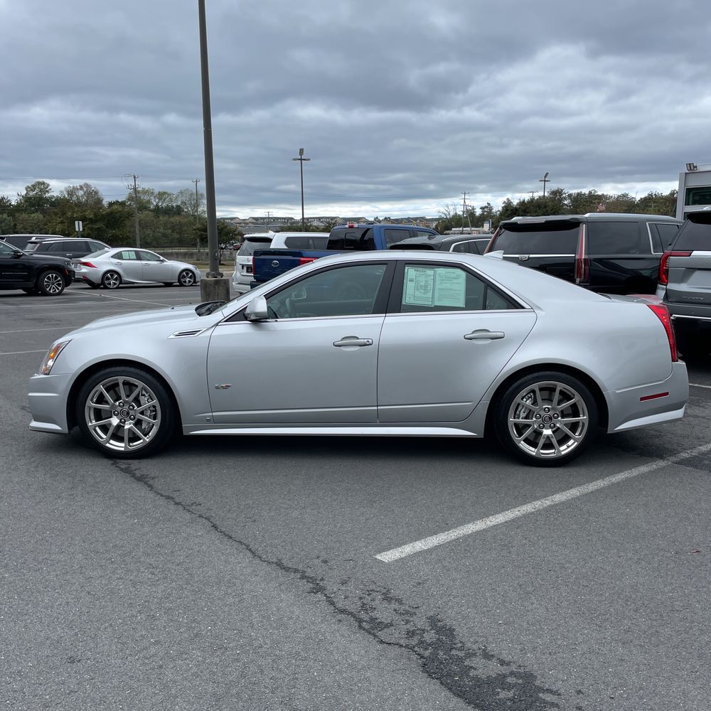 2009 Cadillac CTS-V Base