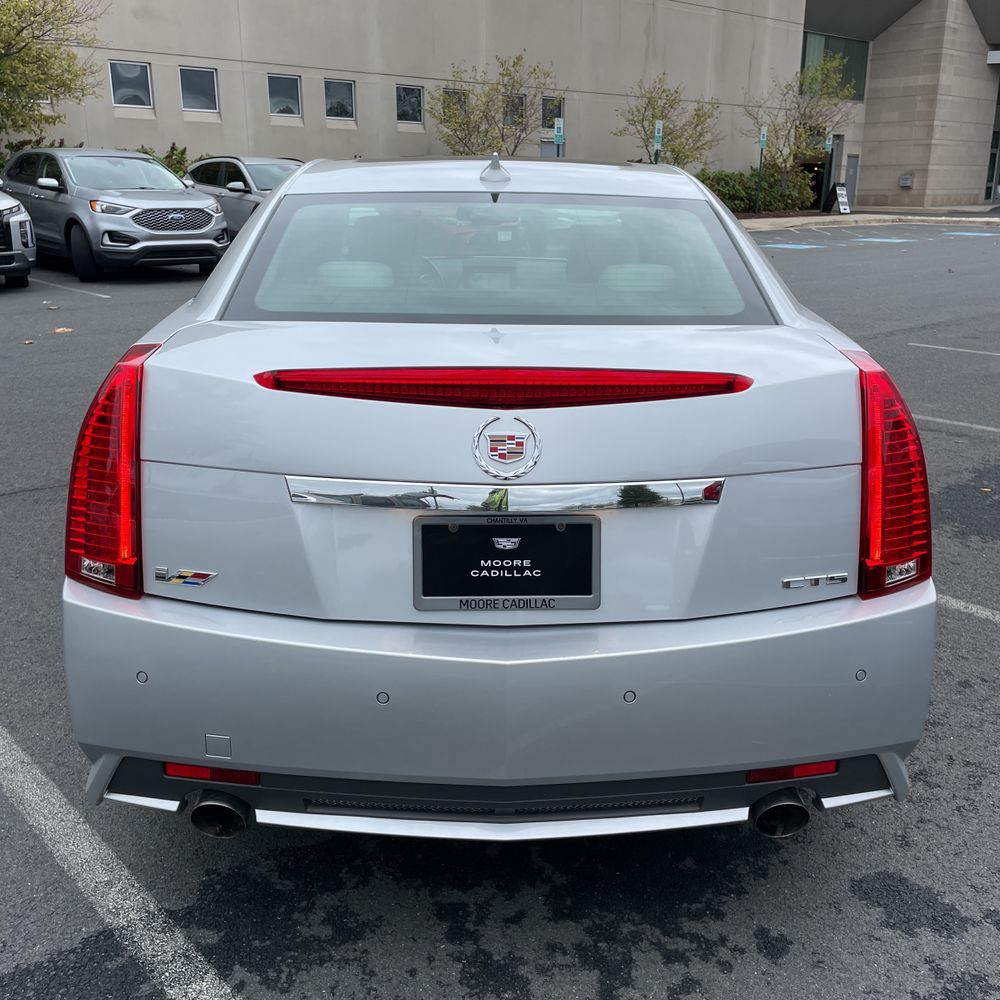 2009 Cadillac CTS-V Base