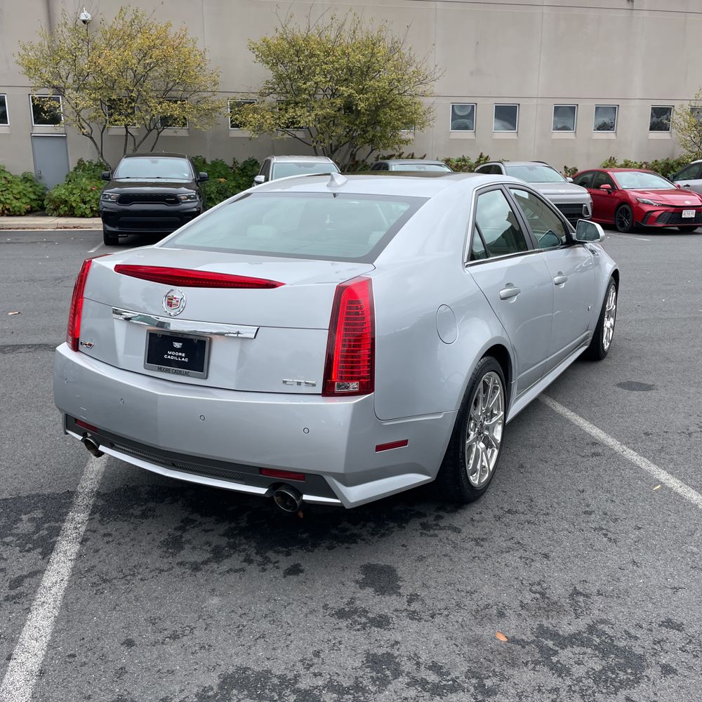2009 Cadillac CTS-V Base