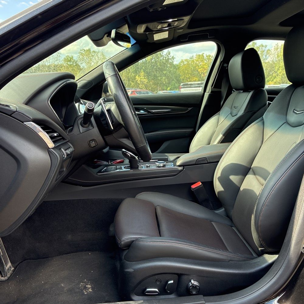 2024 Cadillac CT5 Sport