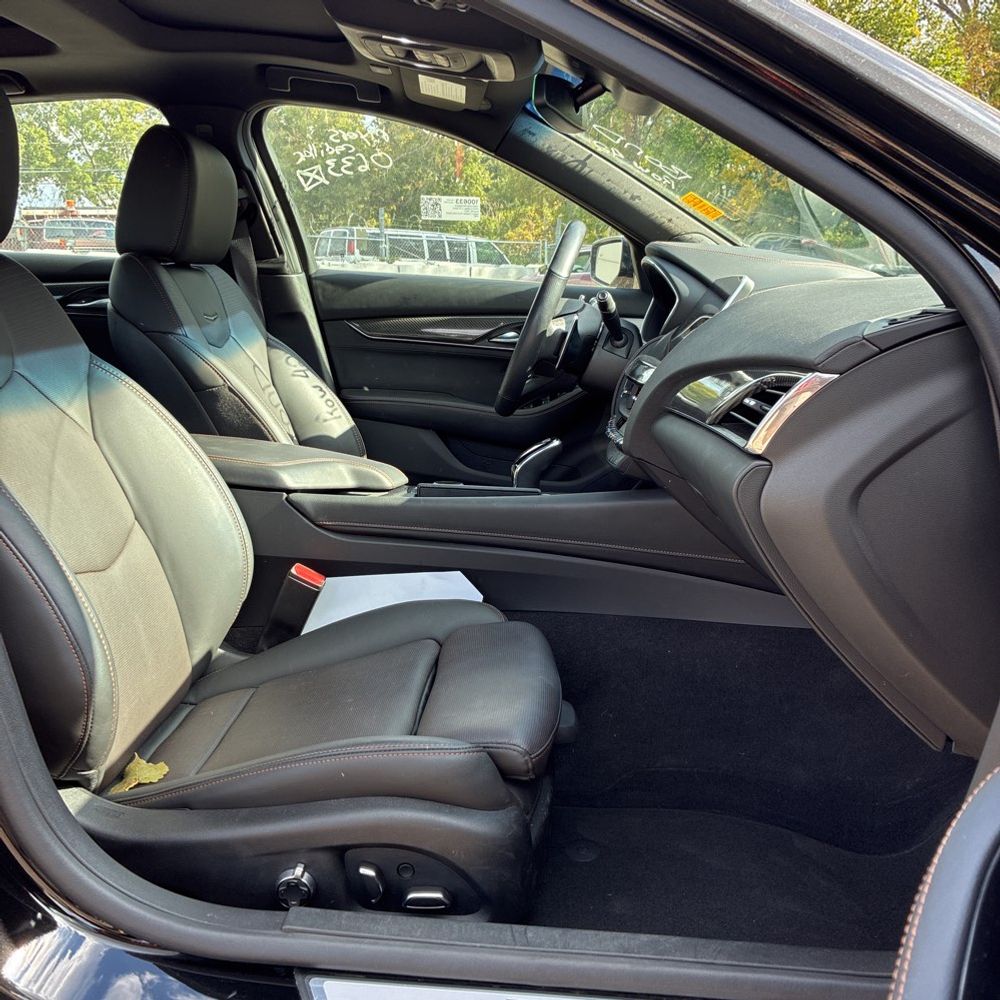 2024 Cadillac CT5 Sport