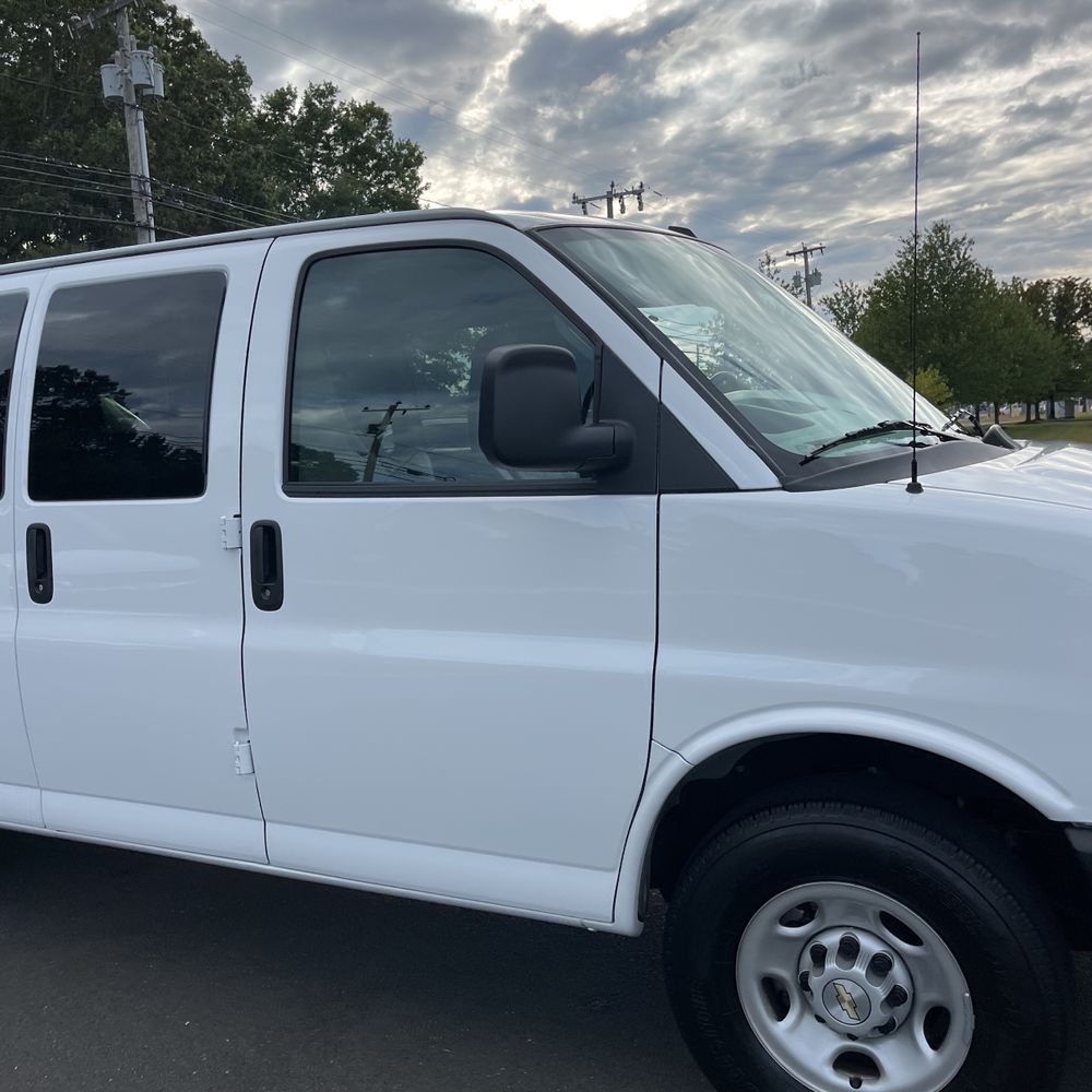 2025 Chevrolet Express LS 3500