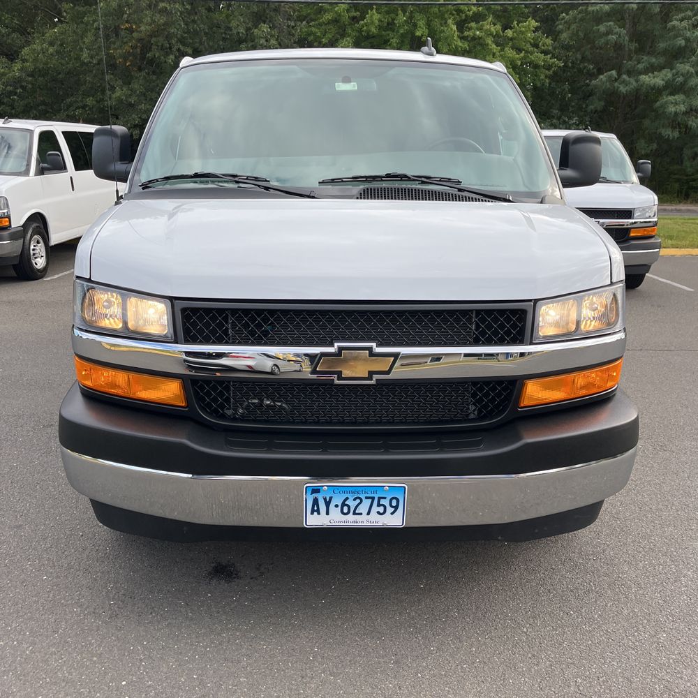 2025 Chevrolet Express LS 3500