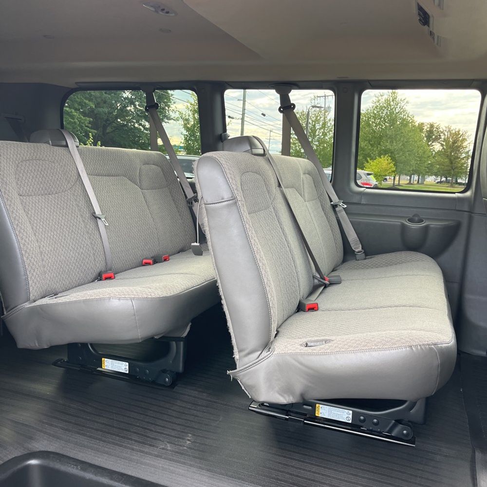 2025 Chevrolet Express LS 3500