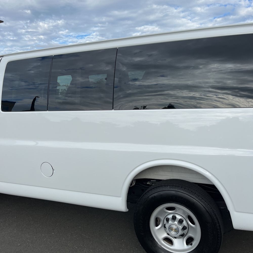 2025 Chevrolet Express LS 3500