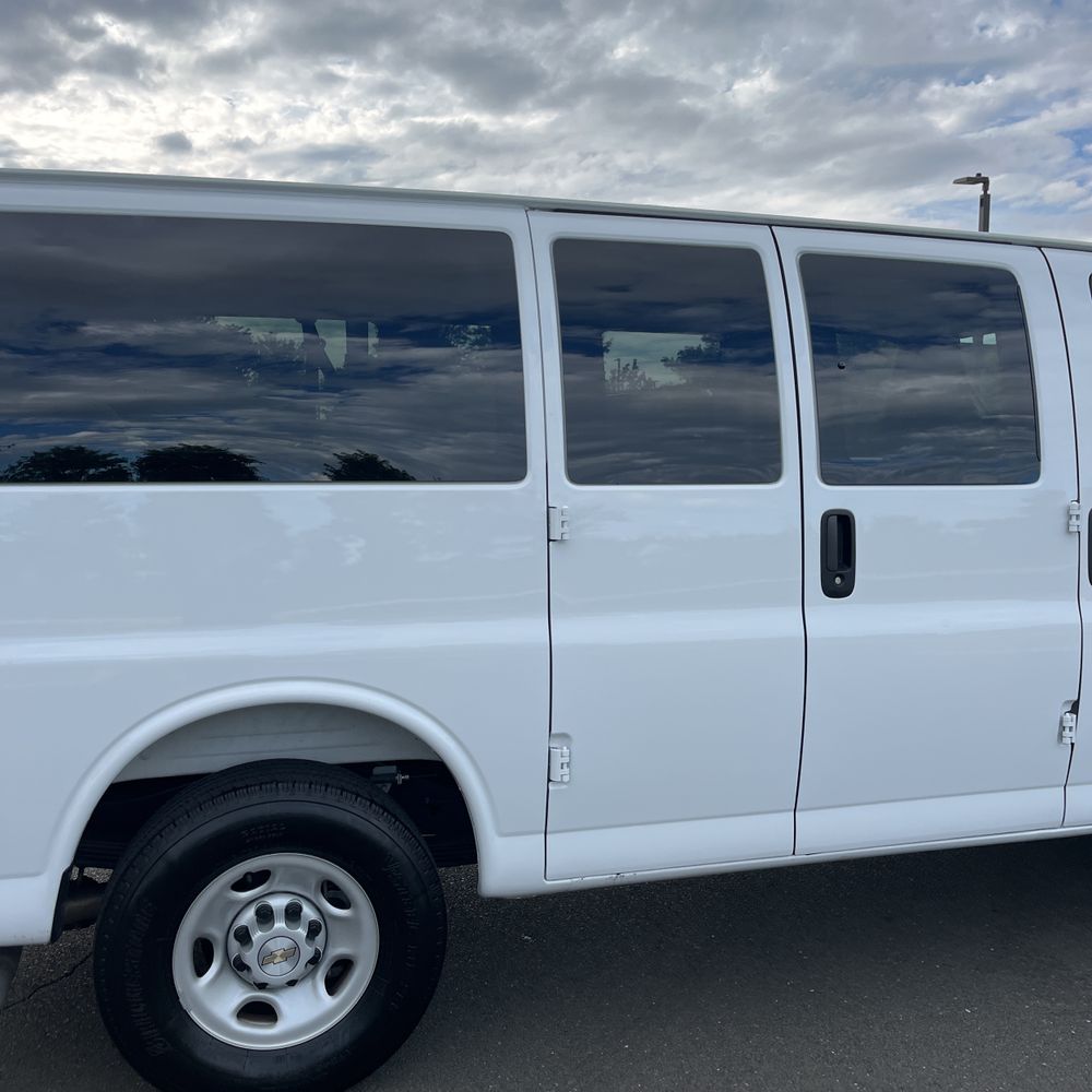 2025 Chevrolet Express LS 3500