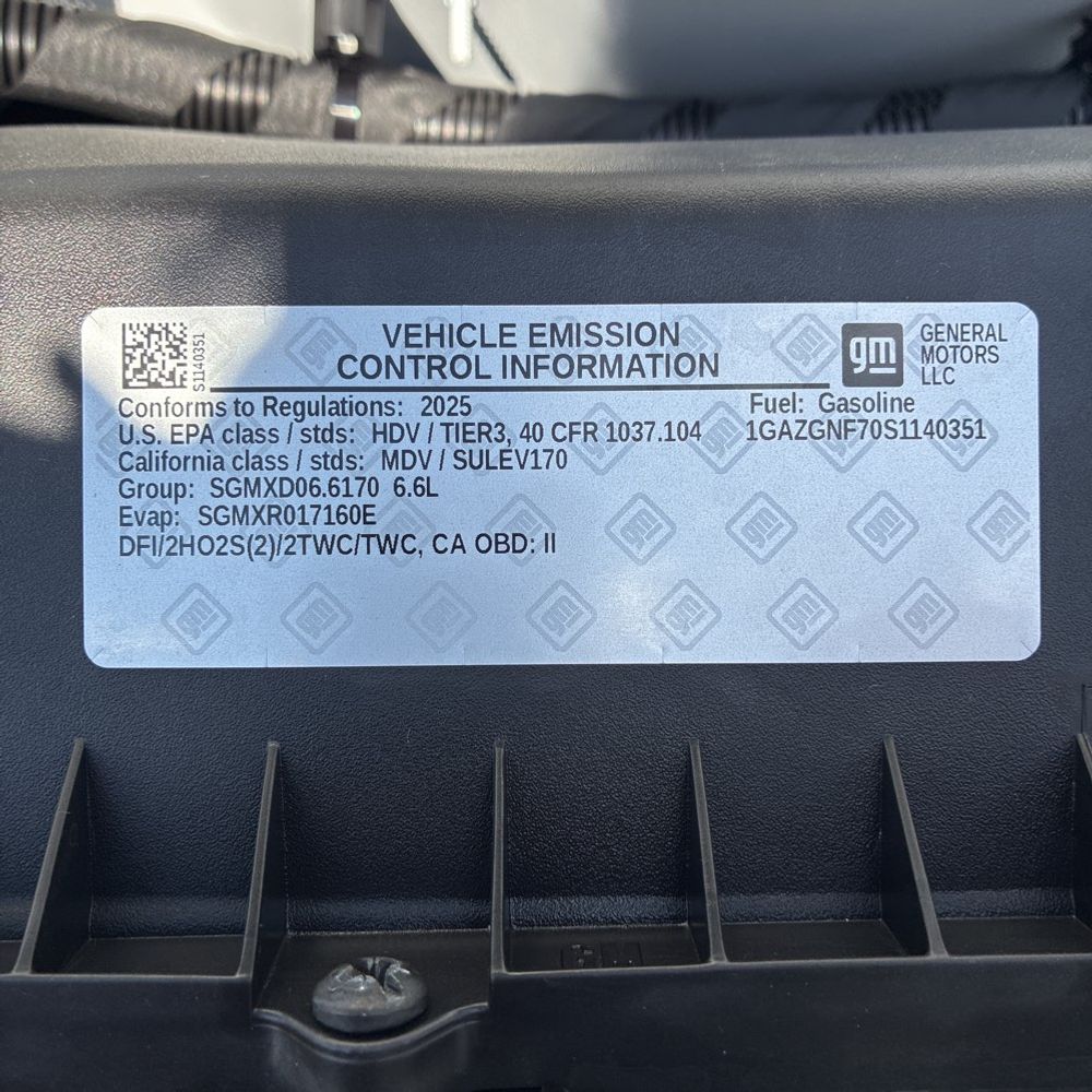 2025 Chevrolet Express LS 3500
