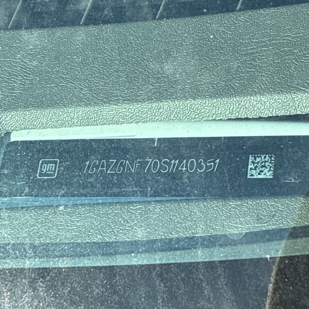 2025 Chevrolet Express LS 3500