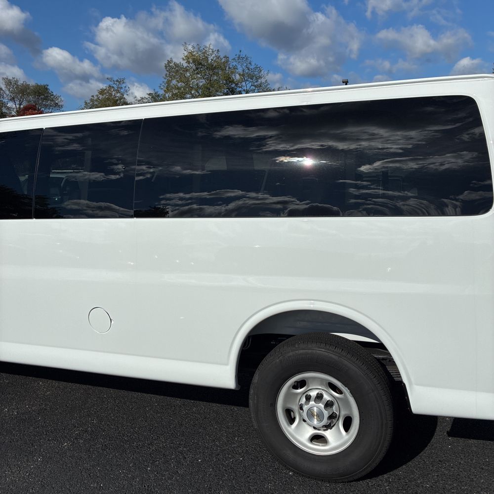 2025 Chevrolet Express LS 3500