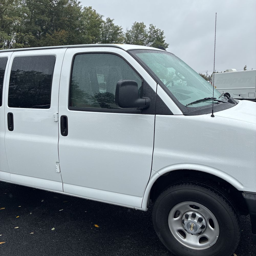 2025 Chevrolet Express LS 3500