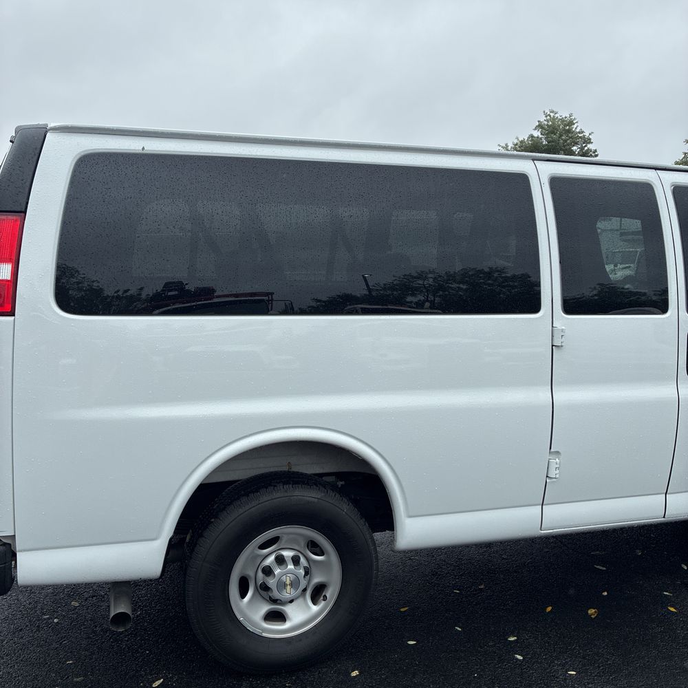 2025 Chevrolet Express LS 3500