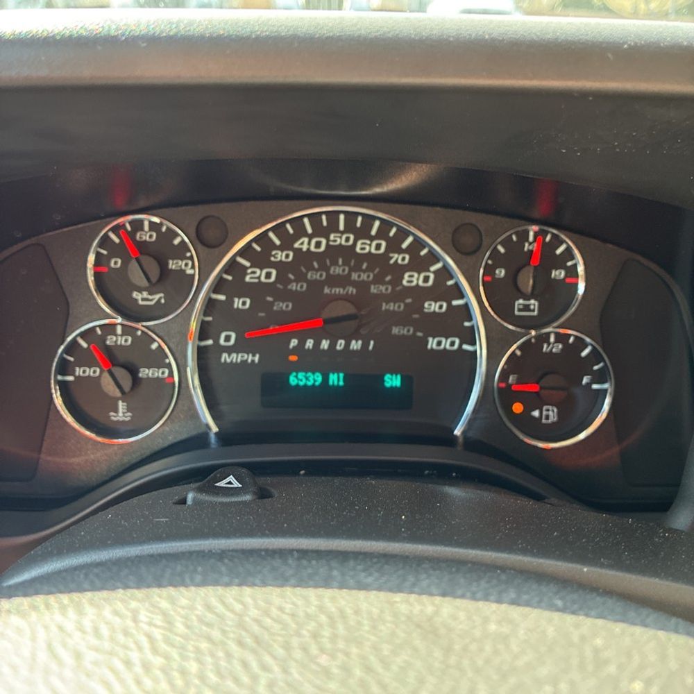2025 Chevrolet Express LS 3500