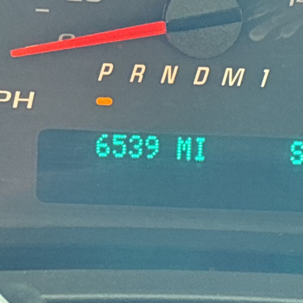 2025 Chevrolet Express LS 3500