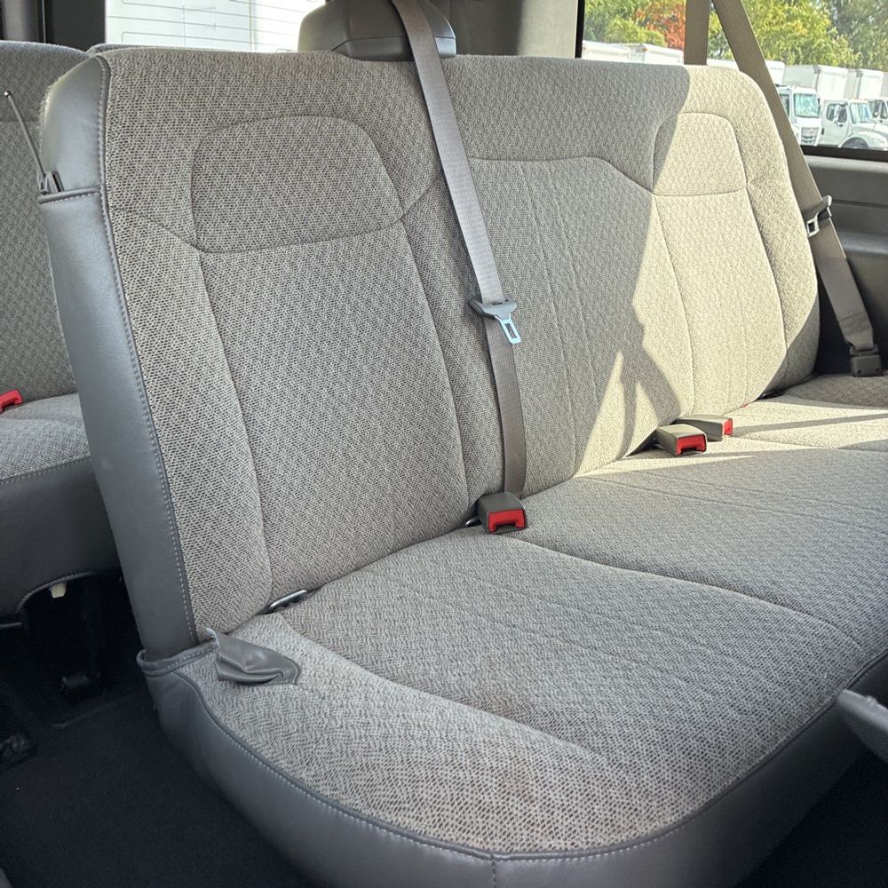 2025 Chevrolet Express LS 3500