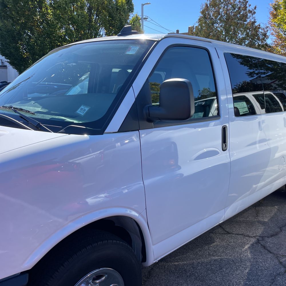 2024 Chevrolet Express LS 3500