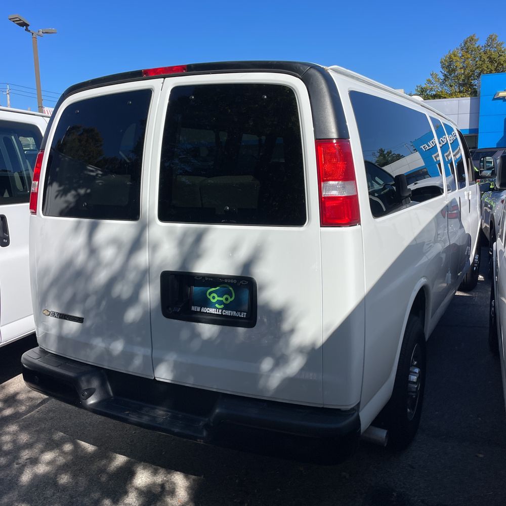2024 Chevrolet Express LS 3500